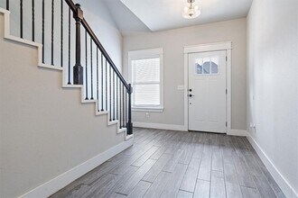 3500 SW Lucretia Rd in Bentonville, AR - Building Photo - Building Photo