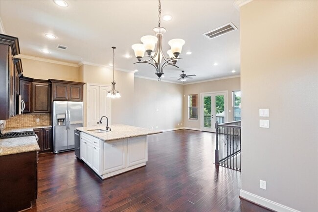 property at 1520 Amundsen St