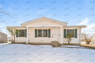 840 Lexington Park in Florissant, MO - Building Photo