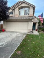 9336 Lariat Dr in Gilroy, CA - Building Photo