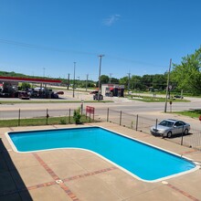 Park Place Apartments in Manhattan, KS - Building Photo - Building Photo