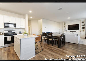 13759 Redtail Lndg in San Antonio, TX - Building Photo - Building Photo