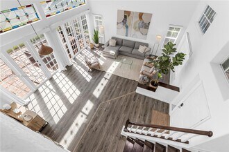 1060 Capistrano in Weston, FL - Building Photo - Building Photo