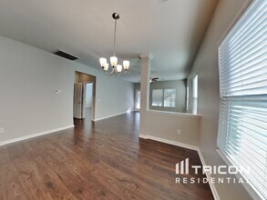 1064 Bitting Hall Cir in Rural Hall, NC - Building Photo - Building Photo