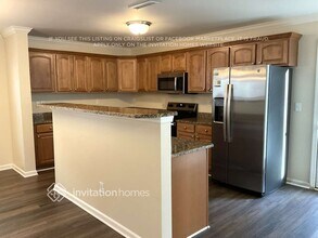 2504 Blue Moss Dr in Dallas, NC - Foto de edificio - Building Photo