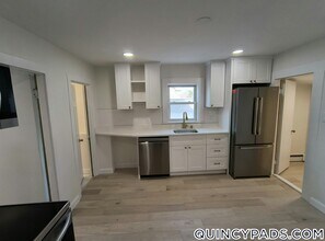 71 Water St, Unit 2 in Quincy, MA - Building Photo - Building Photo