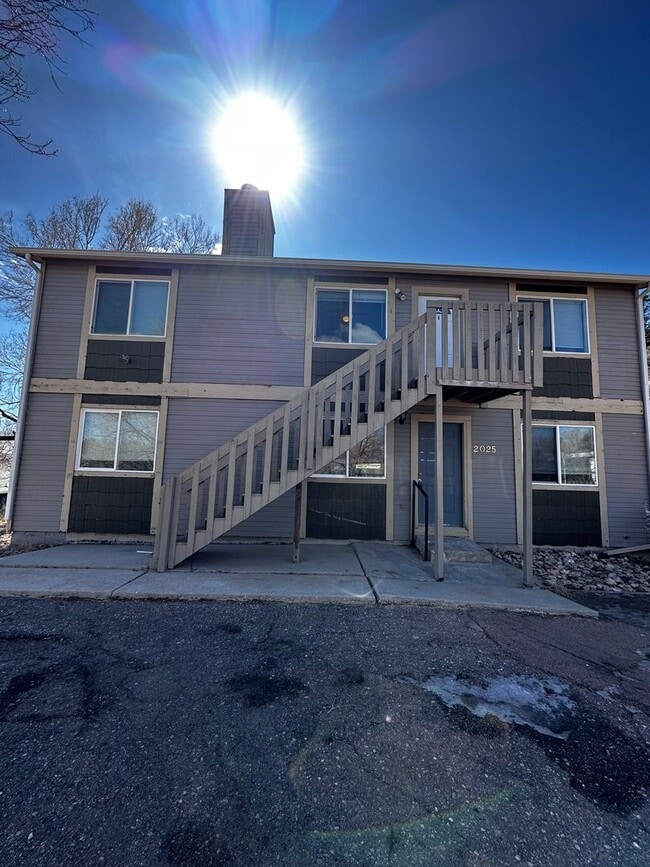 property at 2025 W Yampa St