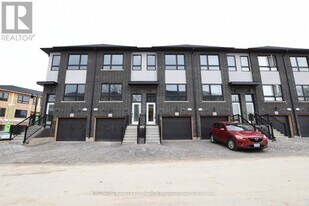 720 Grey St in Brantford, ON - Building Photo