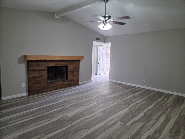 527 Tara Plantation Dr in Richmond, TX - Building Photo - Building Photo