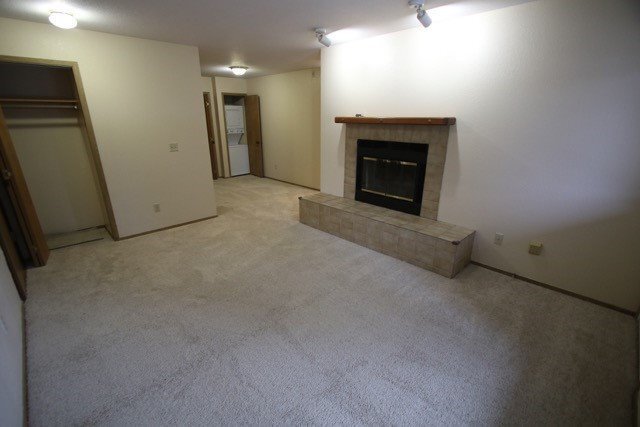 6021 Chevigny St in Anchorage, AK - Building Photo - Building Photo