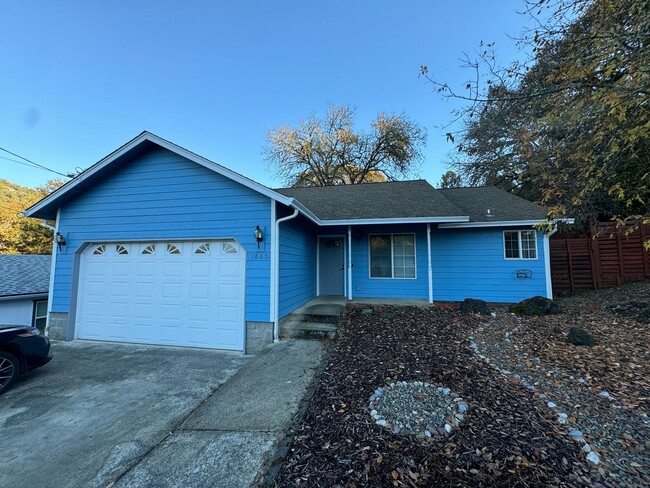 property at 1865 SE Kane St