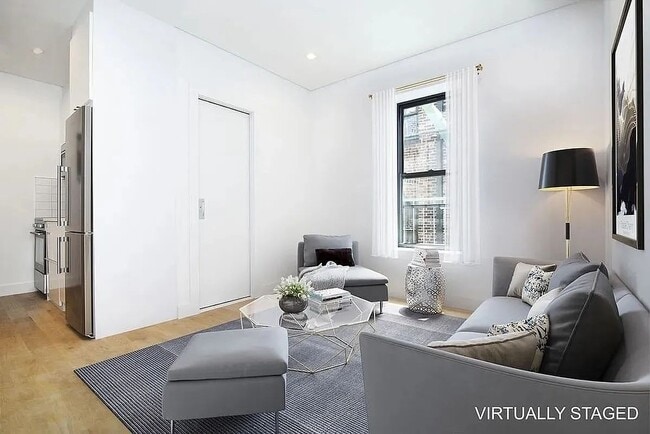 59 Thompson St in New York, NY - Building Photo - Building Photo