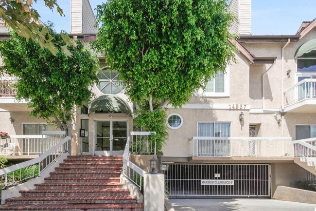 property at 14937 Dickens St