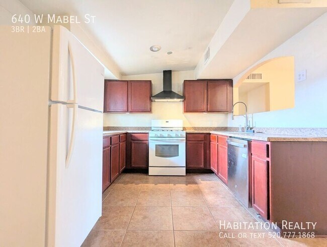 property at 640 W Mabel St