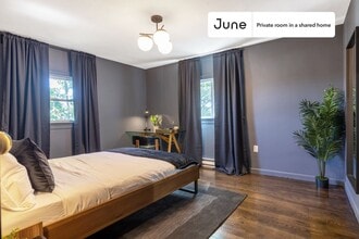 Room in Shared 6 bed/4 bath home in Boston, MA - Foto de edificio - Building Photo
