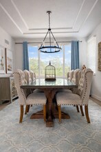 6785 Mallee St in Carlsbad, CA - Foto de edificio - Building Photo