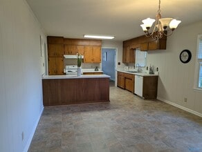 107 Strong Ct SE in Huntsville, AL - Building Photo - Building Photo