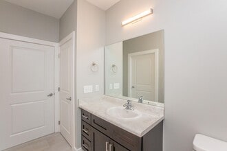 Grove at Enon Springs in Smyrna, TN - Foto de edificio - Building Photo