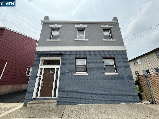 456 Broad St in Carlstadt, NJ - Building Photo