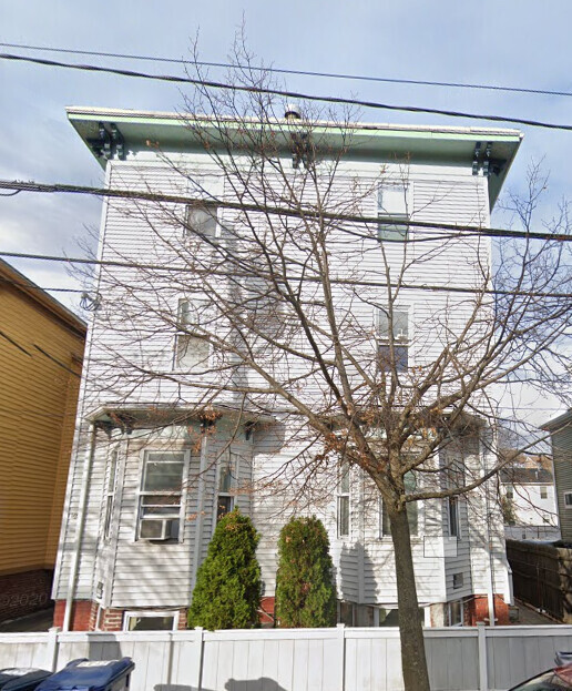 169 Windsor St in Cambridge, MA - Building Photo