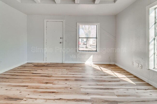 620 W Acres St in Norman, OK - Building Photo - Building Photo