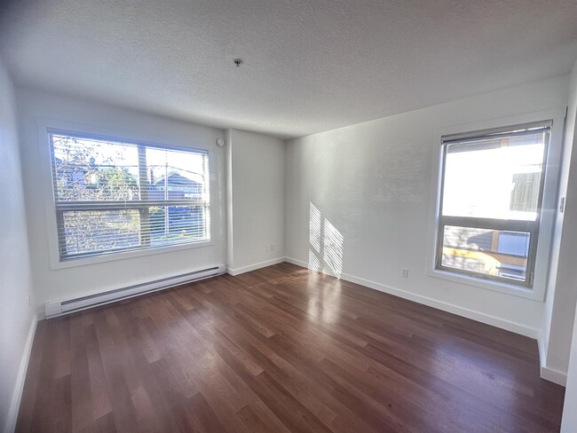 property at 250-250 Selby St