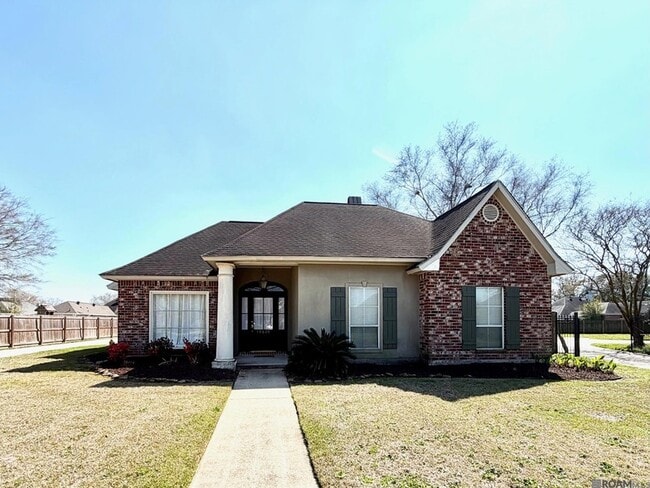 property at 10630 Hilltree Dr