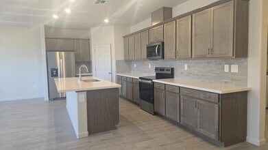 1797 Eagle River Ave in Manteca, CA - Building Photo - Building Photo