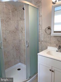 8909 Alton St photo'