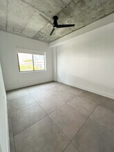 3250 NE 1st Ave, Unit 801 in Miami, FL - Foto de edificio - Building Photo