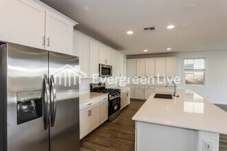 10134 E Ulysses Ave in Mesa, AZ - Building Photo - Building Photo