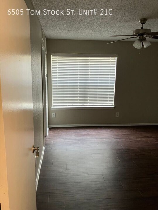 6505 Tom Stock St in Fort Worth, TX - Building Photo