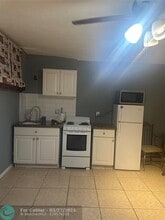 7752 Biltmore Blvd-Unit -BACK in Miramar, FL - Foto de edificio - Building Photo