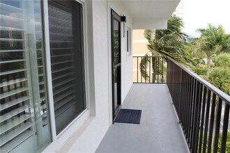 25840 Hickory Blvd-Unit -403 in Bonita Springs, FL - Building Photo - Building Photo