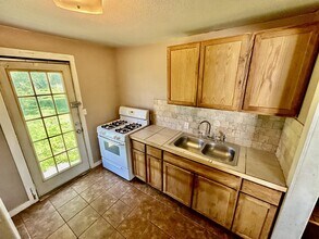 204 E 2nd St in Ada, OK - Building Photo - Building Photo