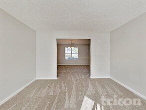 5632 Briar Knoll Ct in Lithonia, GA - Building Photo - Building Photo