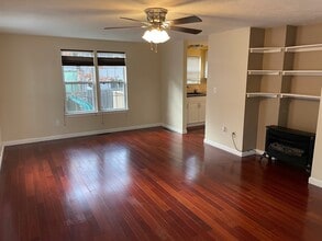 16 Bowstring Way in Marlborough, MA - Building Photo - Building Photo