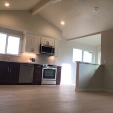 525 Pini Rd in Watsonville, CA - Building Photo - Building Photo