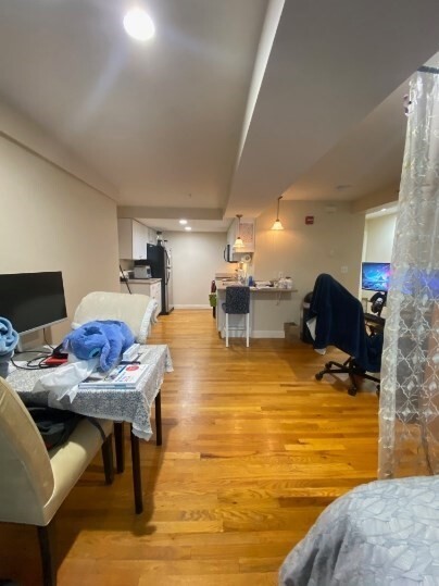 315 Saint Paul St, Unit 4 in Brookline, MA - Building Photo - Building Photo