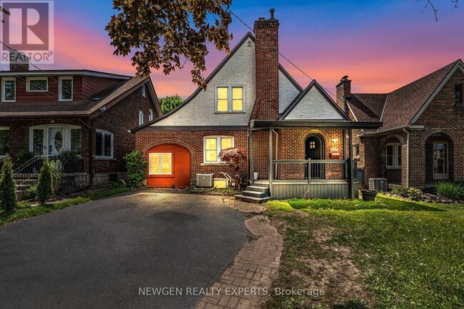 property at 5765 Dorchester Rd