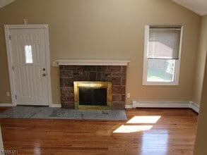 17 Glenwood Ave in Parsippany Troy Hills, NJ - Building Photo - Building Photo