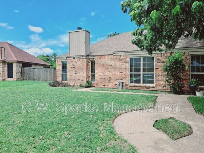 property at 926 Westover Dr