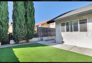 37451-37452 Boundary St in San Diego, CA - Building Photo - Building Photo