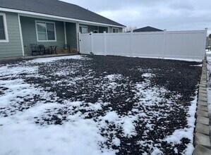 4075 Quinn Dr NE, Unit 4075 in Moses Lake, WA - Building Photo - Building Photo