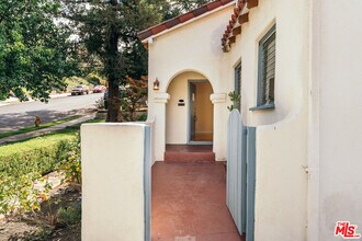 5013 Hartwick St in Los Angeles, CA - Building Photo - Building Photo