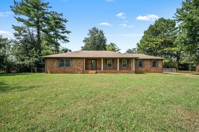 property at 3721 General Ct