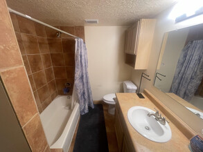 205 E 200 N in Kaysville, UT - Building Photo - Building Photo