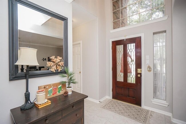 16531 Village View Trail in Sugar Land, TX - Foto de edificio - Building Photo