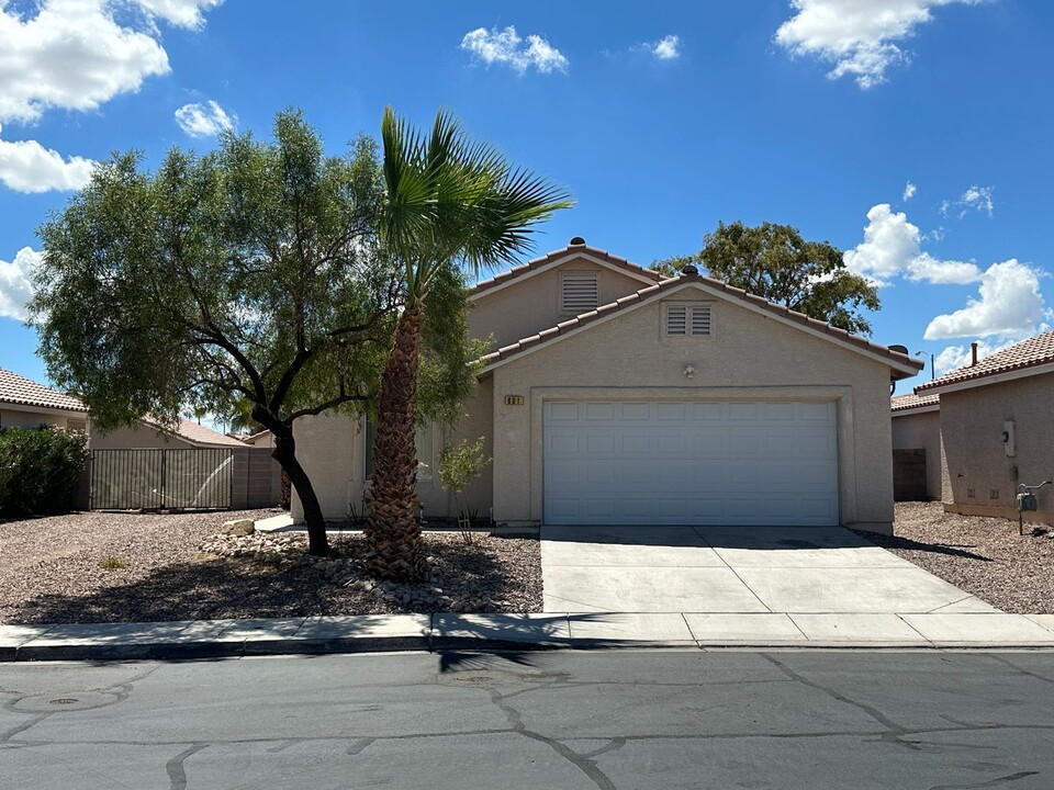 601 Alecandro Daniel Ave in North Las Vegas, NV - Foto de edificio