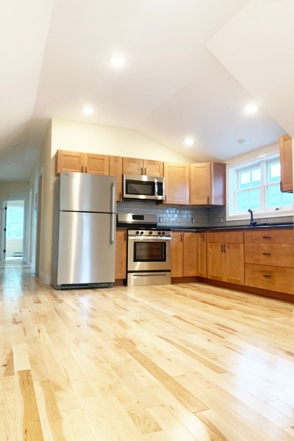 property at 21 Peru St